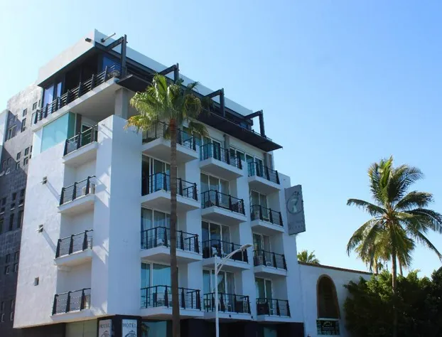 Seven Crown La Paz Malecon hotel detail image 1