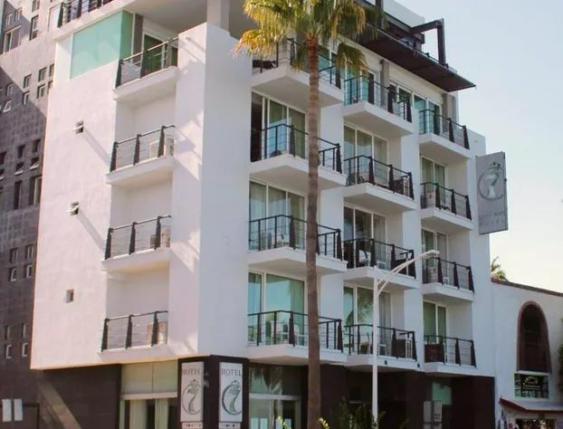 Seven Crown La Paz Malecon hotel detail image 3