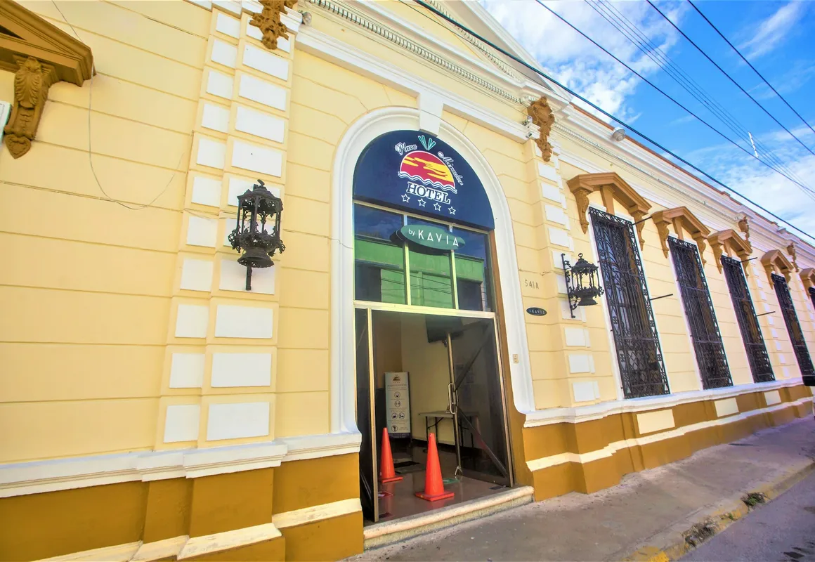 Hotel Plaza Mirador hotel hero