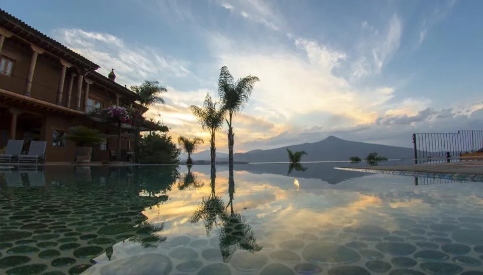 Hacienda Ucazanaztacua hotel hero