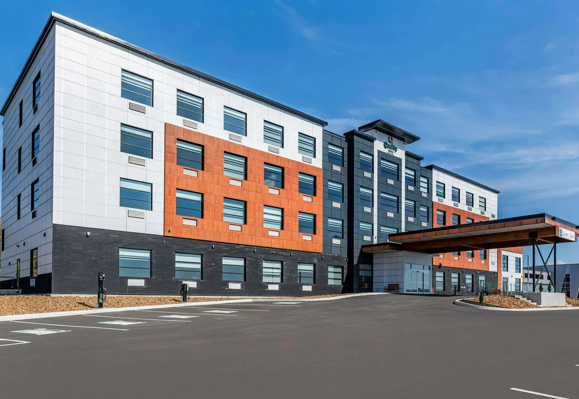 Quality Hotel & Conference Centre hotel hero