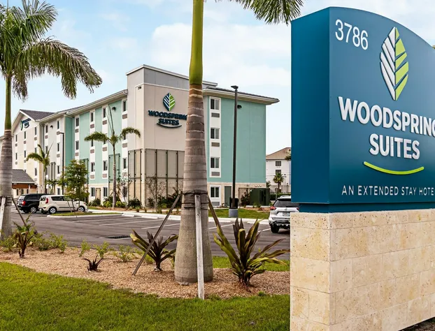 WoodSpring Suites Naples East hotel detail image 1
