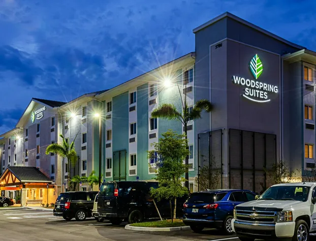 WoodSpring Suites Naples East hotel detail image 3