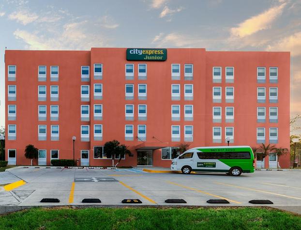 City Express Junior by Marriott Tuxtla Gutiérrez Poliforum hotel detail image 1