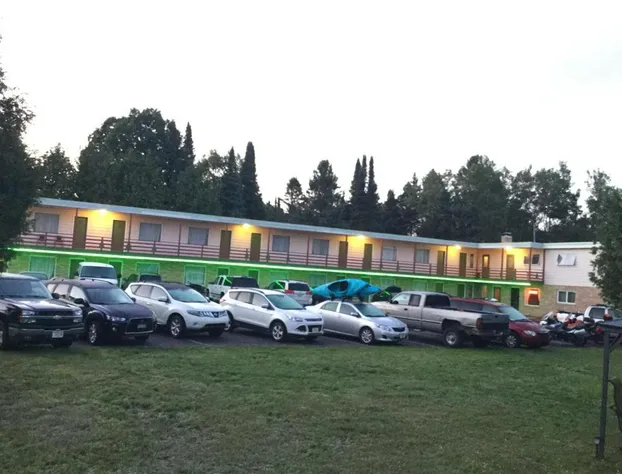 Cedars Motel hotel detail image 4