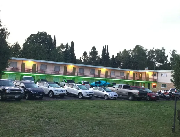 Cedars Motel hotel detail image 1