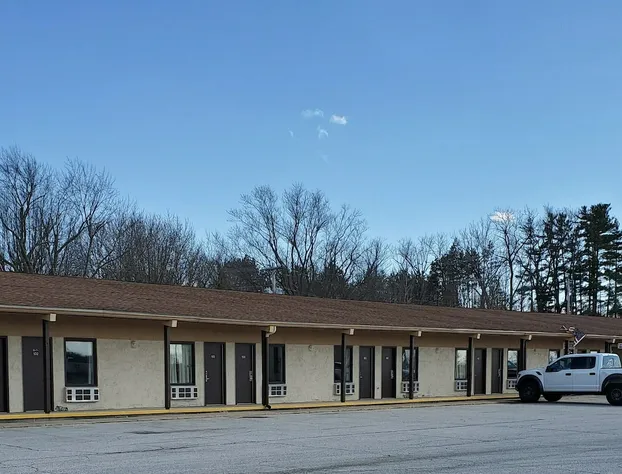 Rodeway Inn Brazil hotel detail image 1