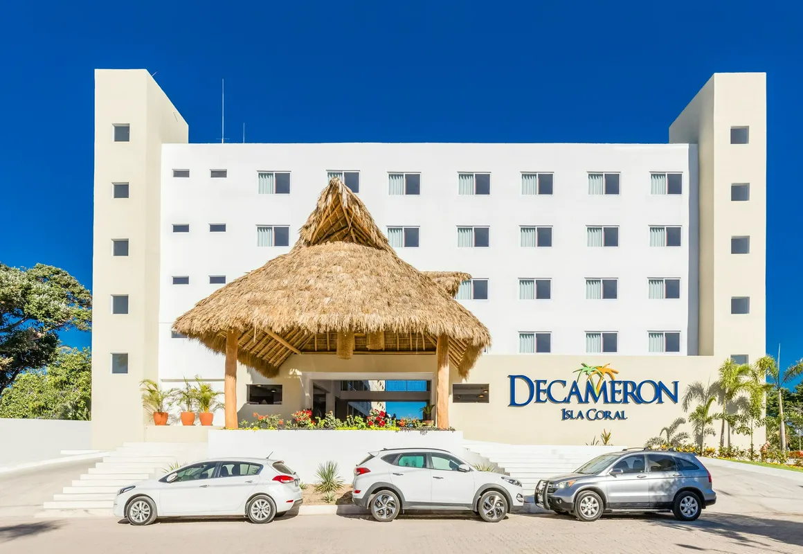 Decameron Isla Coral Guayabitos Ramada All Inclusive Resort hotel hero