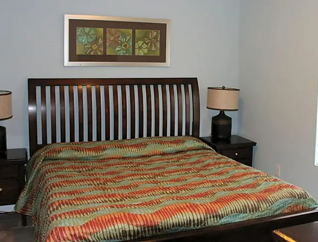 Laketown Wharf Resort by Emerald View Resorts hotel detail image 2