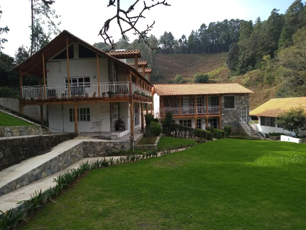 Hotel Frutos del Bosque hotel hero