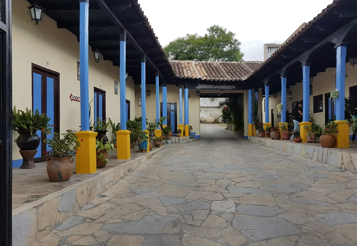 Hotel Lirice Colonial hotel hero