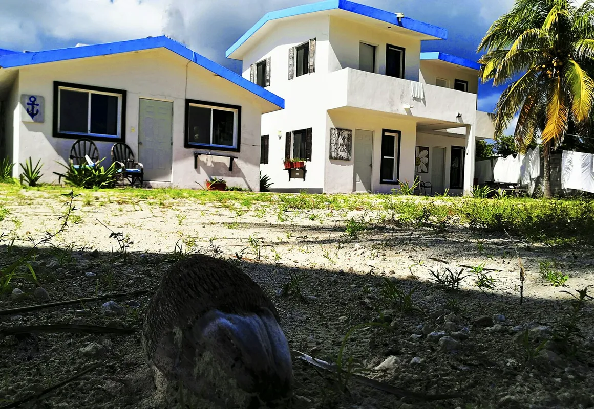 Hotel Las Arenas hotel hero