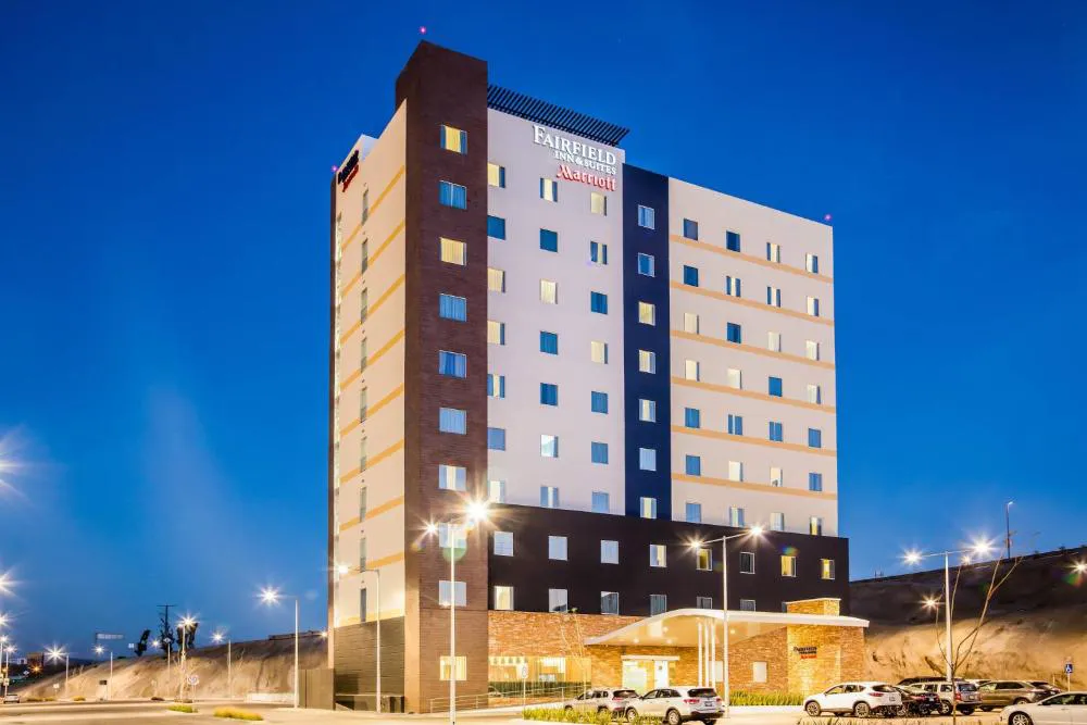 Fairfield Inn & Suites Queretaro Juriquilla hotel hero