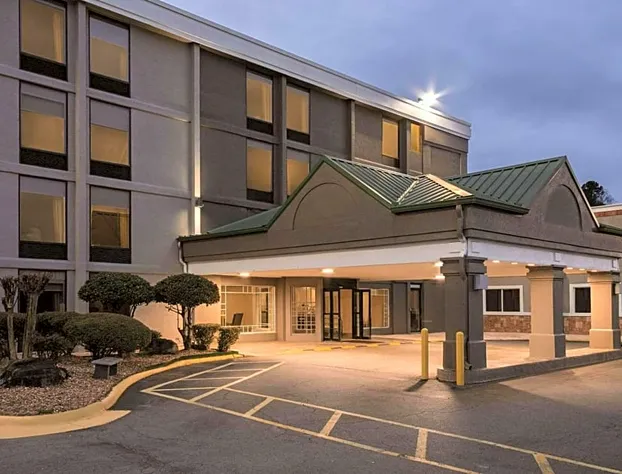 Country Inn & Suites by Radisson, North Little Rock, AR hotel detail image 1