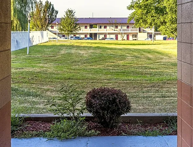 Budget Host Inn hotel detail image 4