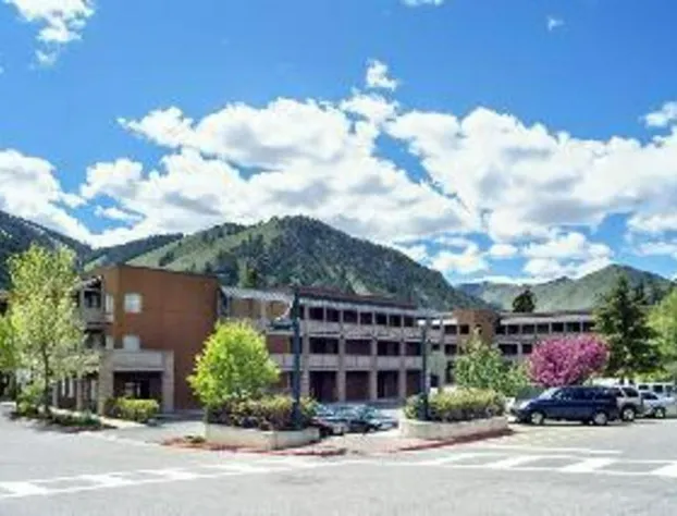 Bellemont Hotel Sun Valley hotel detail image 1