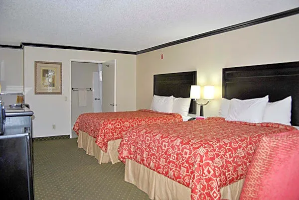 Ramada Canoga Park/Warner Center hotel detail image 2