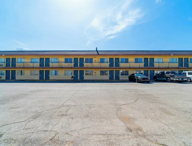 Castle Inn & Suites By OYO Chickasha hotel detail image 2