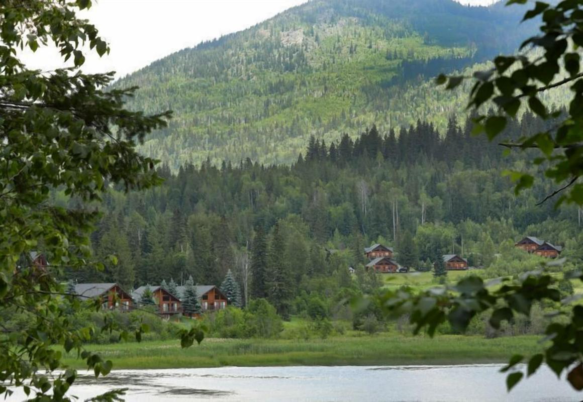 Alpine Meadows Resort hotel hero