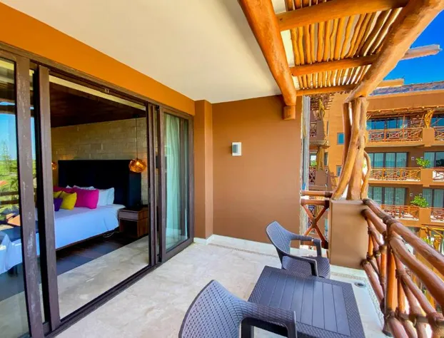 Esplendor by Wyndham Isla Mujeres All Inclusive Resort hotel detail image 3