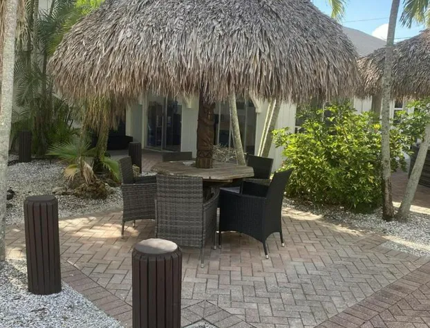 Bonita Beach Inn and Suites hotel detail image 3