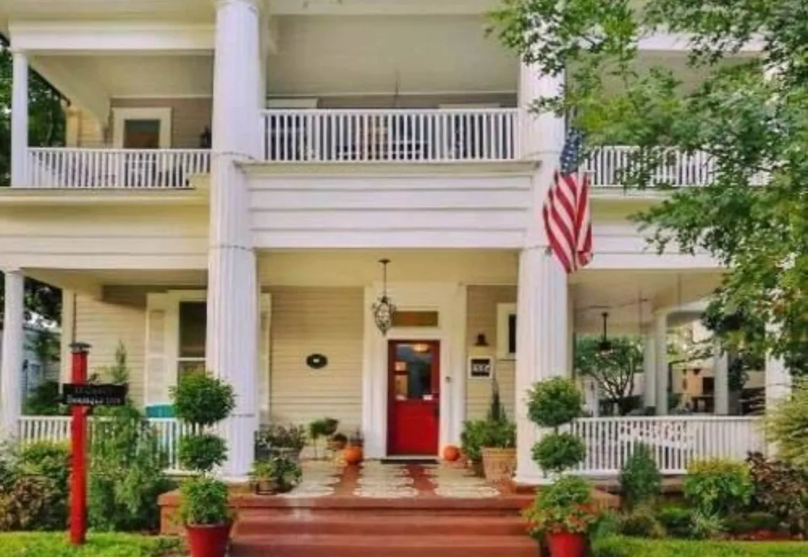 O'Casey's Boutique Inn hotel hero