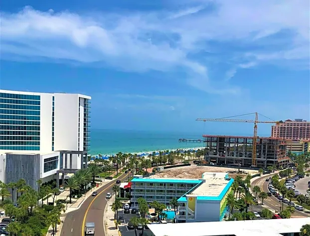 Pelican Pointe Hotel hotel detail image 1