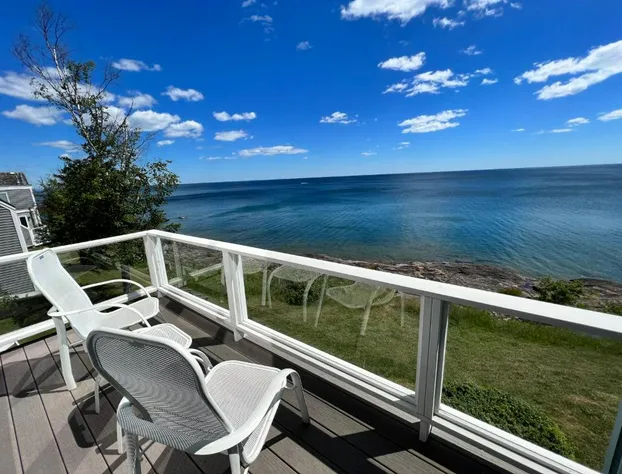 Bluefin Bay on Lake Superior hotel detail image 4