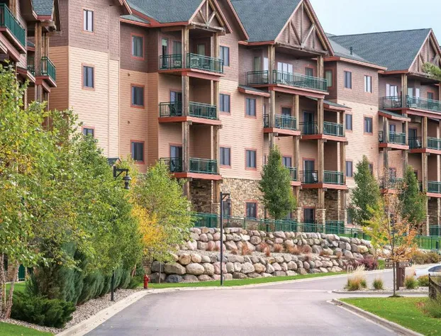 Club Wyndham Glacier Canyon hotel detail image 1