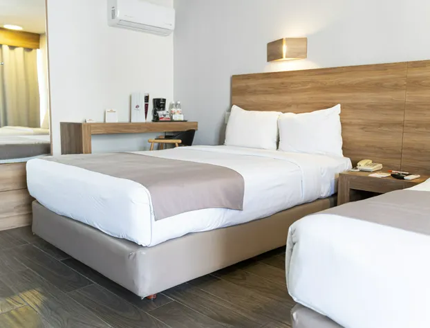 La Posada Hotel & Suites hotel detail image 4