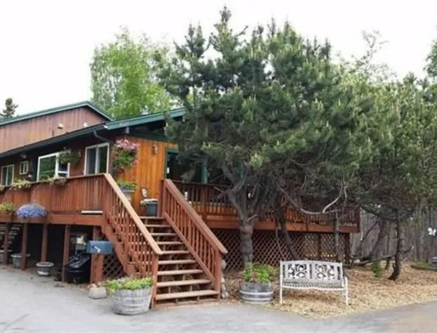 Jewel Lake Bed and Breakfast hotel detail image 2