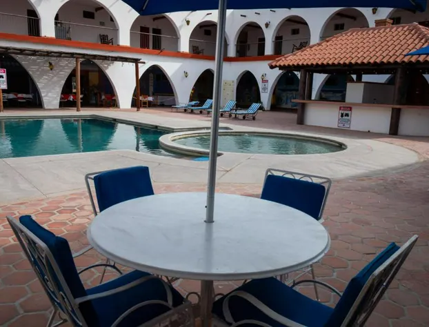 Hotel Hacienda Bugambilias La Paz & Centro de Convenciones hotel detail image 4