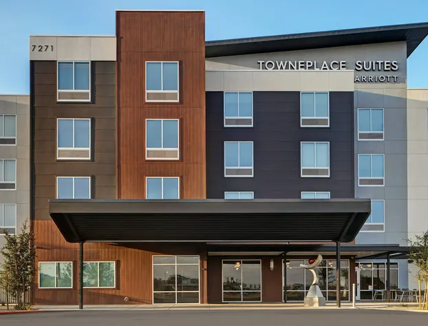 TownePlace Suites by Marriott Phoenix Glendale Sports & Entertainment District hotel detail image 2
