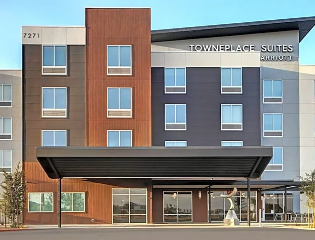 TownePlace Suites by Marriott Phoenix Glendale Sports & Entertainment District hotel detail image 2