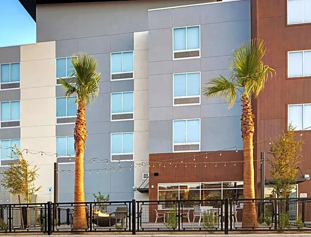 TownePlace Suites by Marriott Phoenix Glendale Sports & Entertainment District hotel detail image 3