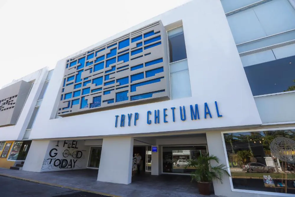 TRYP by Wyndham Chetumal hotel hero