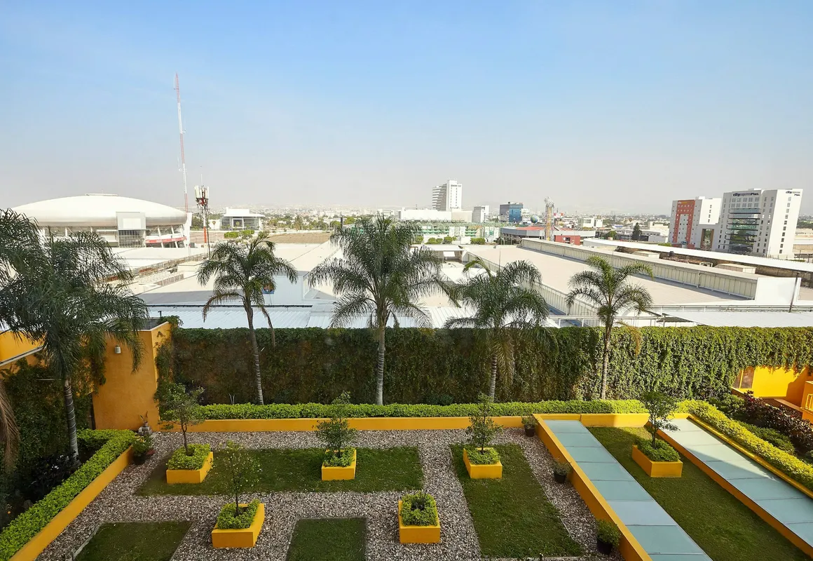 Courtyard by Marriott Leon at the Poliforum hotel hero