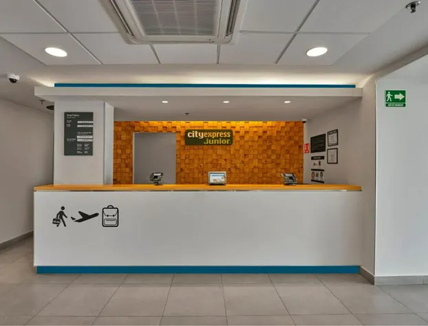 City Express Junior by Marriott Ciudad Del Carmen hotel detail image 2