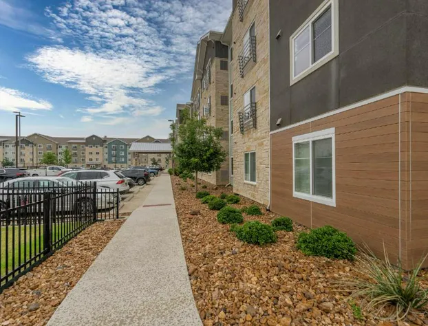 Soka Suites Dallas - Las Colinas hotel detail image 2