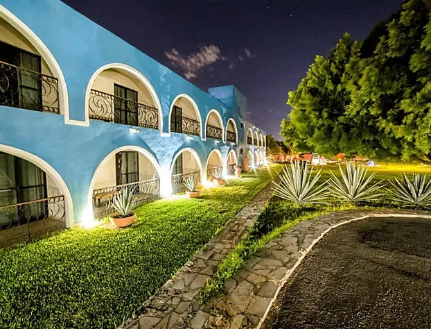 Hotel Hacienda Inn Aeropuerto hotel detail image 1