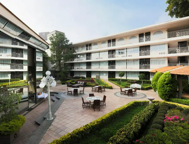 Krystal Satélite María Bárbara hotel detail image 1