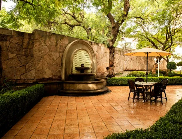 Krystal Satélite María Bárbara hotel detail image 3