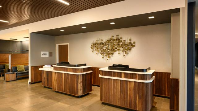 Courtyard by Marriott Charlotte Waverly hotel detail image 2