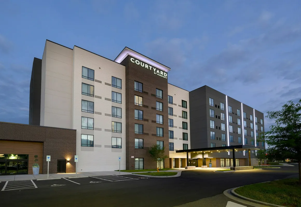 Courtyard by Marriott Charlotte Waverly hotel hero