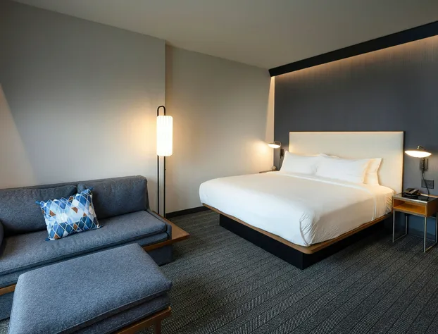 Courtyard by Marriott Charlotte Waverly hotel detail image 2