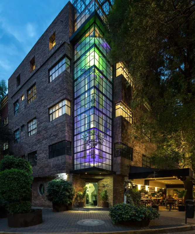 FlowSuites Polanco hotel hero