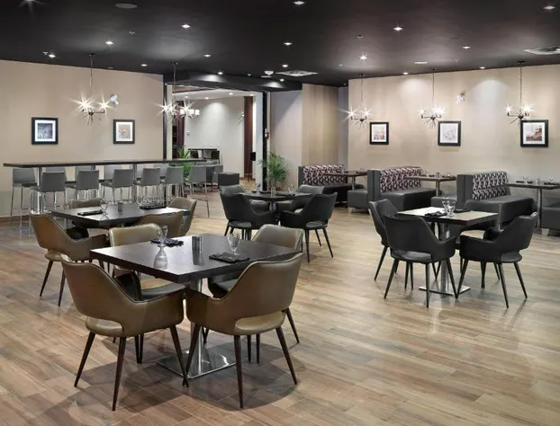 Four Points by Sheraton Edmonton West hotel detail image 2