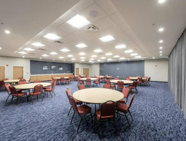 Fairfield Inn & Suites by Marriott Salmon Arm hotel detail image 3