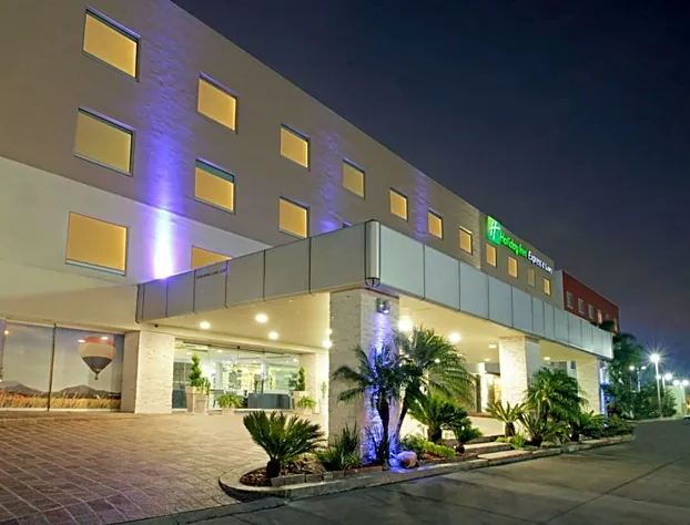 Holiday Inn Express & Suites Irapuato hotel detail image 1