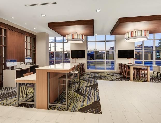 Holiday Inn Express & Suites Downtown Ottawa East by IHG hotel detail image 4